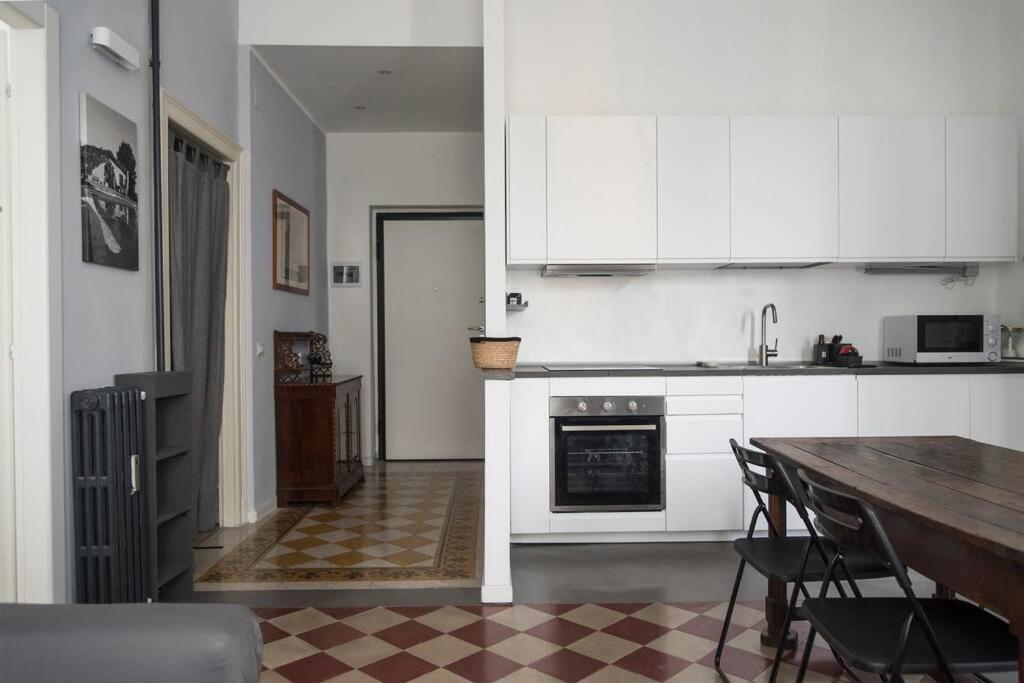 Mico 1 Bedroom Apartment - Youhosty ミラノ エクステリア 写真